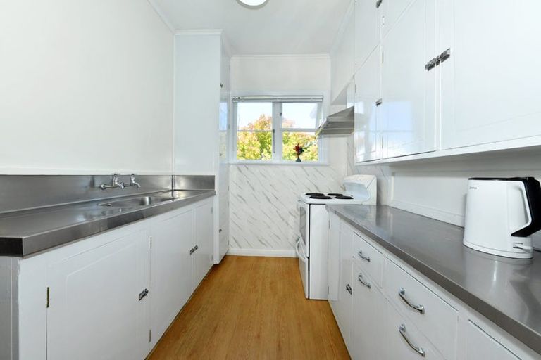 Photo of property in 194 Blenheim Road, Riccarton, Christchurch, 8041