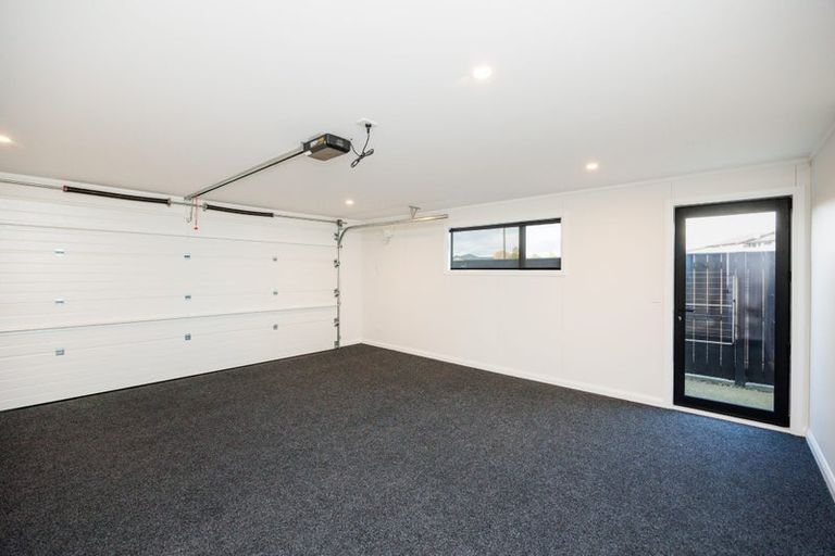 Photo of property in 11 Mangatainoka Lane, Awapuni, Palmerston North, 4412