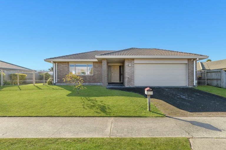 Photo of property in 6 Poinsettia Place, Mount Maunganui, 3116
