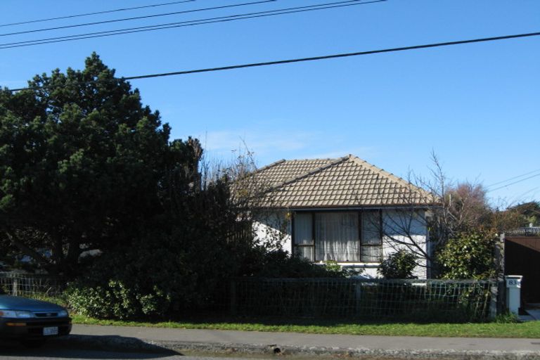 Photo of property in 81 Palmers Road, New Brighton, Christchurch, 8083