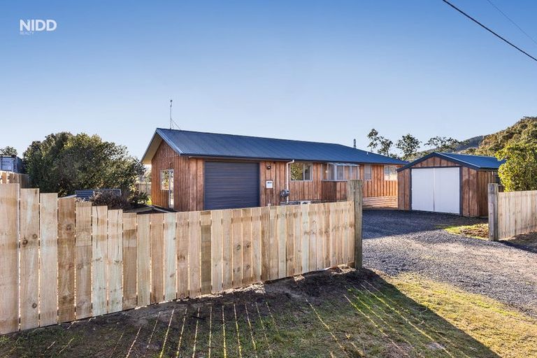 Photo of property in 32 Hill Street, Waitati, 9085
