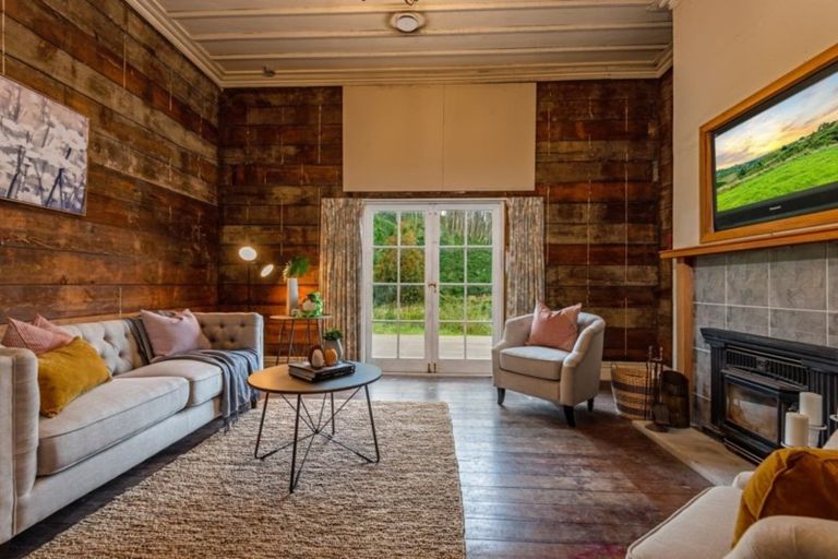 Photo of property in 96 Harrison Hill Road, Aokautere, Palmerston North, 4471