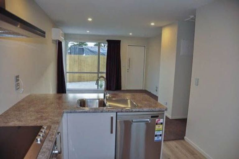 Photo of property in 135 Edgeware Road, St Albans, Christchurch, 8014
