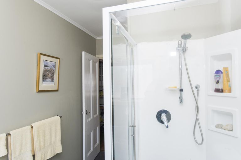 Photo of property in 15 Harris Street, Kaiti, Gisborne, 4010