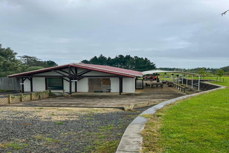 Photo of property in 337a Clarks Beach Road, Clarks Beach, Pukekohe, 2679