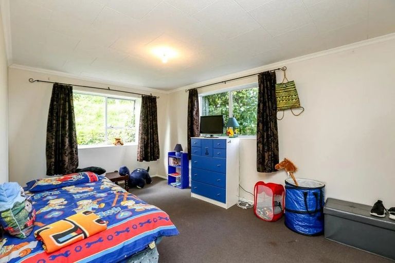 Photo of property in 59a Pioneer Road, Moturoa, New Plymouth, 4310
