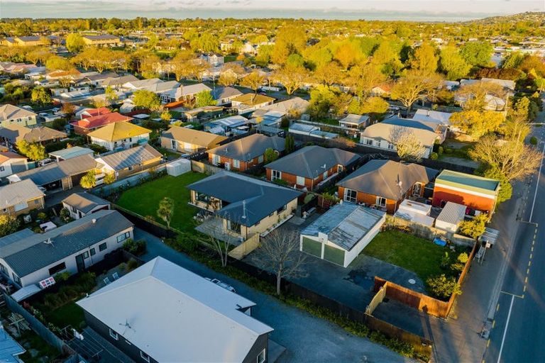 Photo of property in 327 Ferry Road, Waltham, Christchurch, 8011