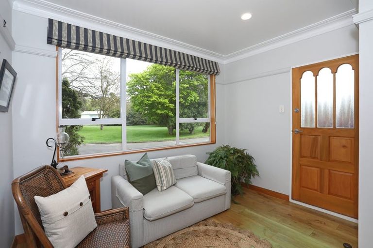 Photo of property in 2 Sandon Road, Feilding, 4702