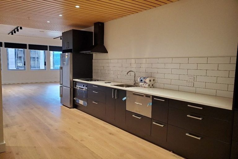 Photo of property in 10/155f Queen Street, Auckland Central, Auckland, 1010