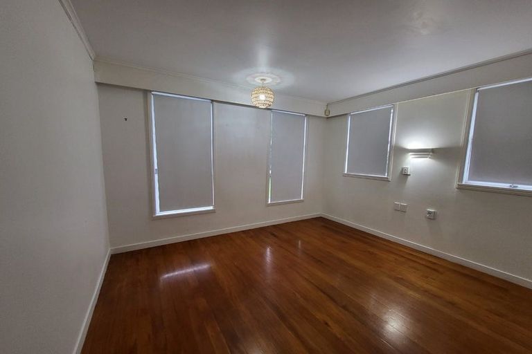 Photo of property in 10 Oraha Road, Huapai, Kumeu, 0810