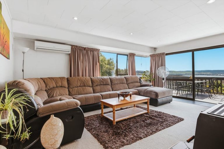 Photo of property in 2 Kempton Place, Richmond Heights, Taupo, 3330