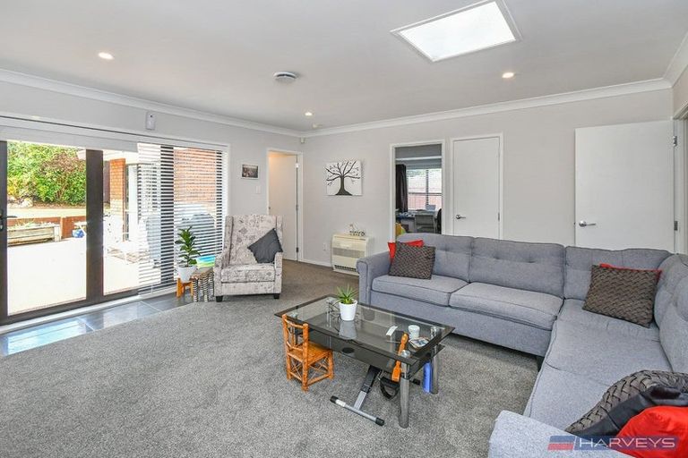 Photo of property in 49 Kuripaka Crescent, The Gardens, Auckland, 2105