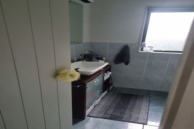 Photo of property in 7b Reynolds Place, Torbay, Auckland, 0630