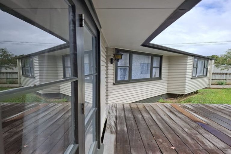 Photo of property in 7b Abel Tasman Avenue, Henderson, Auckland, 0610