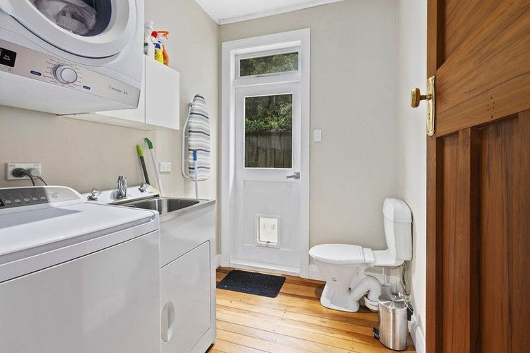 Photo of property in 70 Nottingham Street, Karori, Wellington, 6012