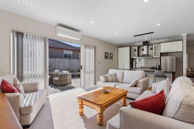 Photo of property in 13 Dromoland Drive, Flat Bush, Auckland, 2019