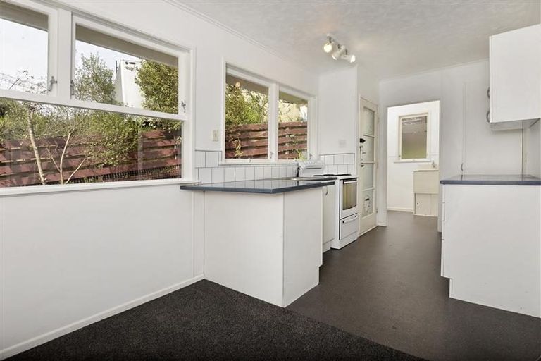 Photo of property in 14 Kirby Street, Glendene, Auckland, 0602