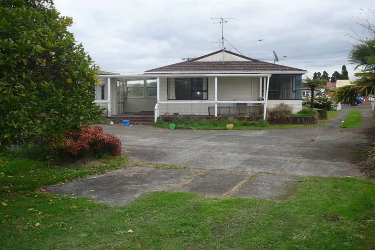 Photo of property in 15 Bradley Street, Paeroa, 3600