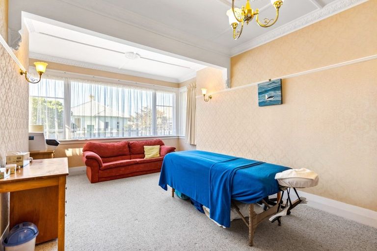 Photo of property in 118 Bay View Road, South Dunedin, Dunedin, 9012