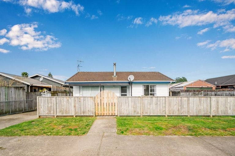 Photo of property in 4a Michael Road, Paraparaumu Beach, Paraparaumu, 5032