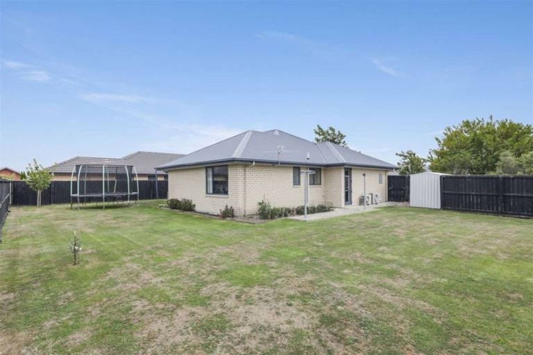 Photo of property in 10 Champagne Avenue, Yaldhurst, Christchurch, 8042