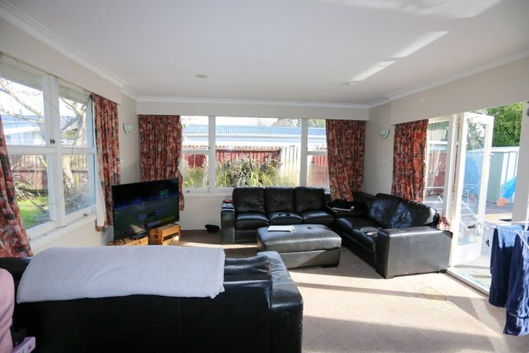 Photo of property in 6 Colligan Street, Upper Riccarton, Christchurch, 8041