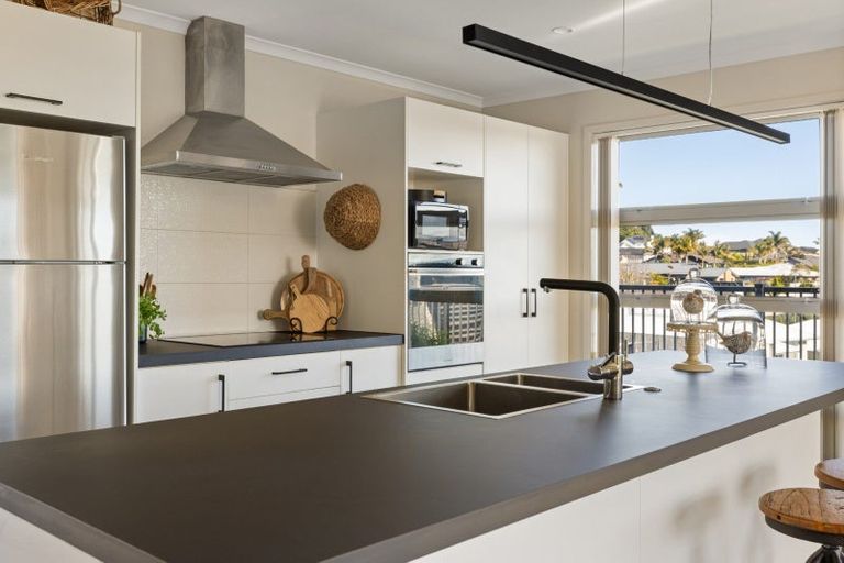 Photo of property in 12 Bernies Way, Ohauiti, Tauranga, 3112