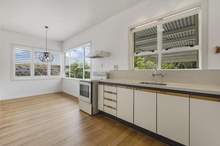 Photo of property in 73 Tirau Street, Putaruru, 3411