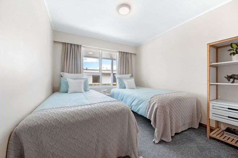Photo of property in 30 Viewmont Drive, Harbour View, Lower Hutt, 5010