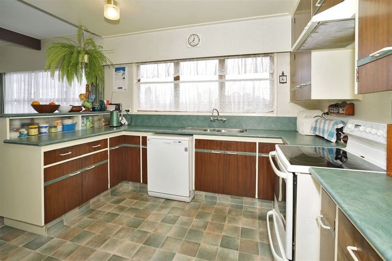 Photo of property in 8 Russleigh Drive, Dinsdale, Hamilton, 3204