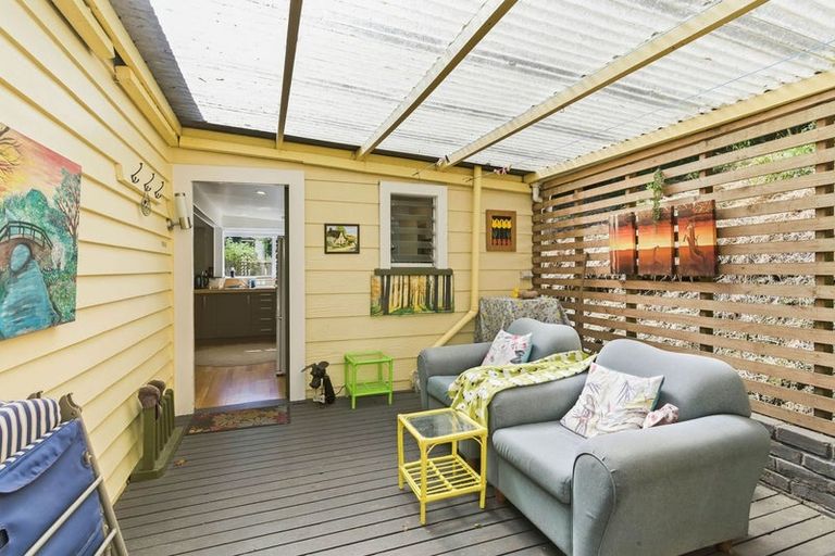 Photo of property in 89 Glen Road, The Glen, Dunedin, 9011