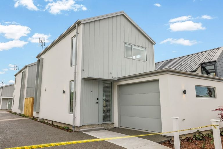 Photo of property in 1/11 Leitch Street, Somerfield, Christchurch, 8024