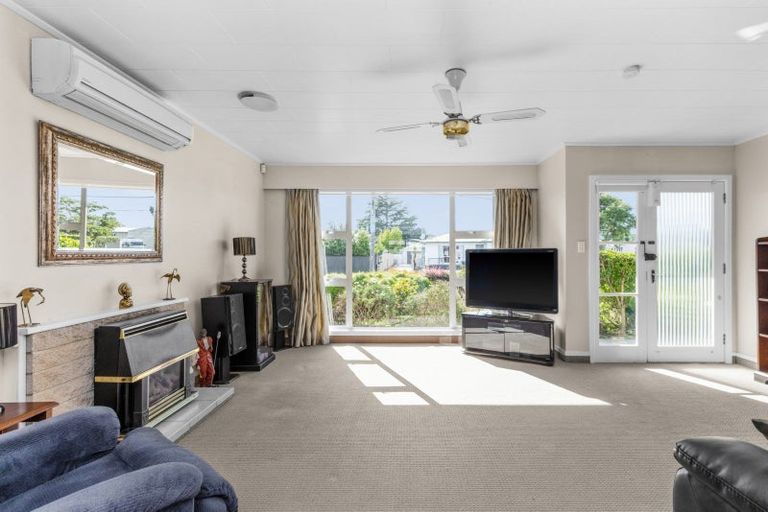 Photo of property in 35 Murphy Road, Taradale, Napier, 4112