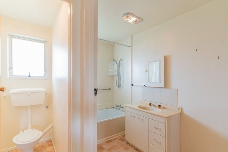 Photo of property in 4/82 Brynley Street, Hornby, Christchurch, 8042