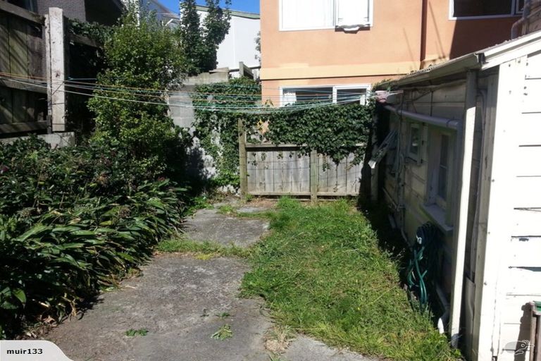 Photo of property in 36 Macdonald Crescent, Te Aro, Wellington, 6011