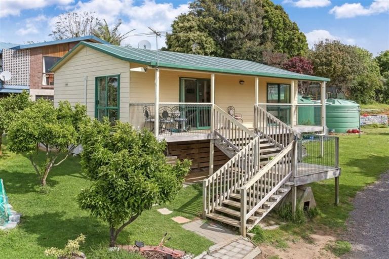 Photo of property in 11a Sergeant Road, Awhitu, Waiuku, 2684