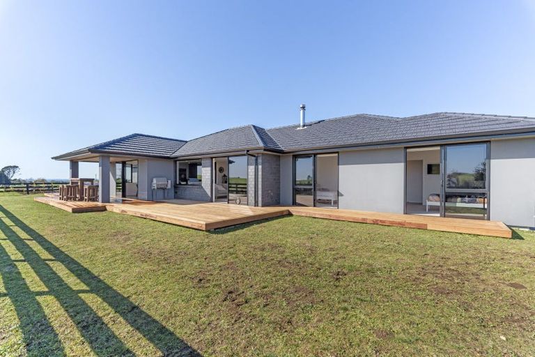 Photo of property in 188 Maude Road, Kaimiro, New Plymouth, 4371