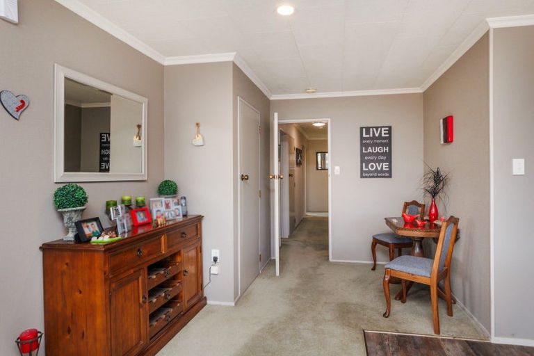 Photo of property in 8 Willowbank Crescent, Feilding, 4702