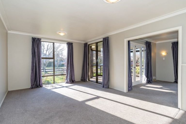Photo of property in 10 Maple Street, Bishopdale, Christchurch, 8053