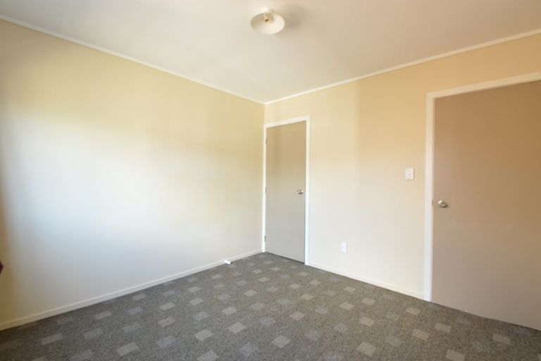 Photo of property in 5 Beatty Avenue, Manurewa, Auckland, 2102