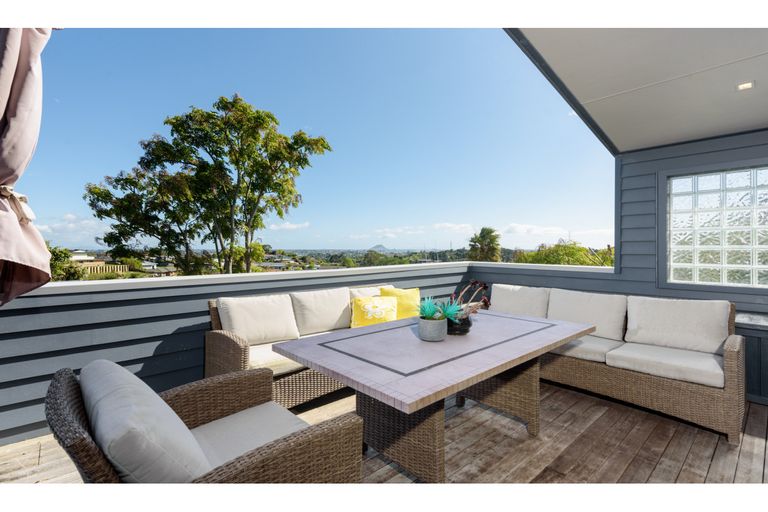 Photo of property in 15 Parnwell Place, Ohauiti, Tauranga, 3112