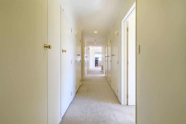 Photo of property in 1 Wakefield Drive, Bethlehem, Tauranga, 3110