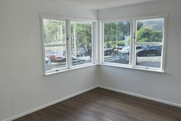 Photo of property in 15 Parenga Street, Wainuiomata, Lower Hutt, 5014