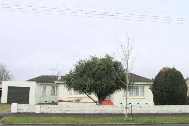 Photo of property in 35 Storey Avenue, Forest Lake, Hamilton, 3200