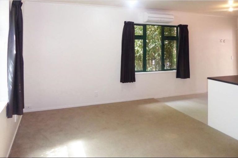 Photo of property in 1 Mortimer Terrace, Aro Valley, Wellington, 6021