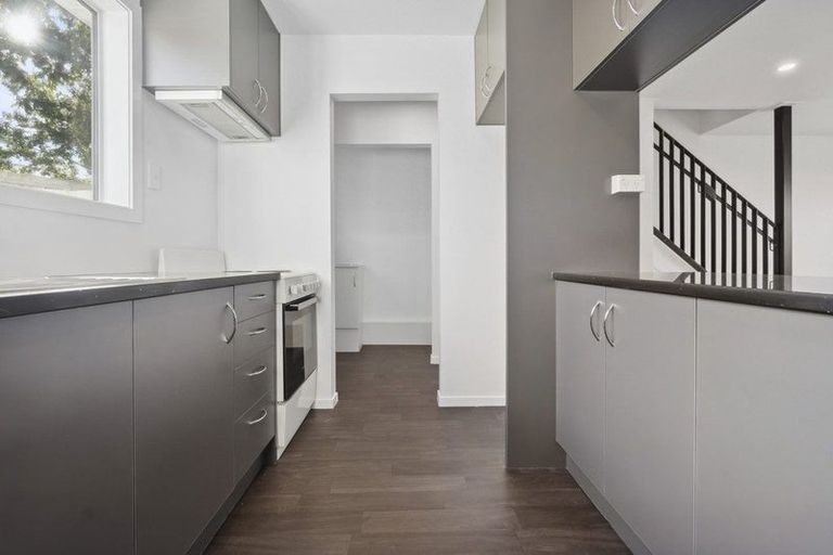 Photo of property in 2/7 Fitzroy Street, Papatoetoe, Auckland, 2104