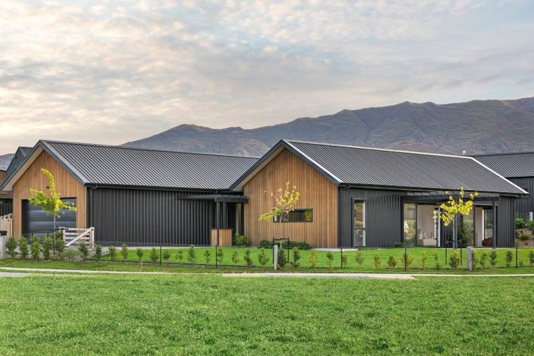 Photo of property in Northlake, 15 Bonspiel Road, Wanaka, 9305