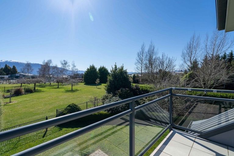 Photo of property in 11 Anderson Place, Te Anau, 9600