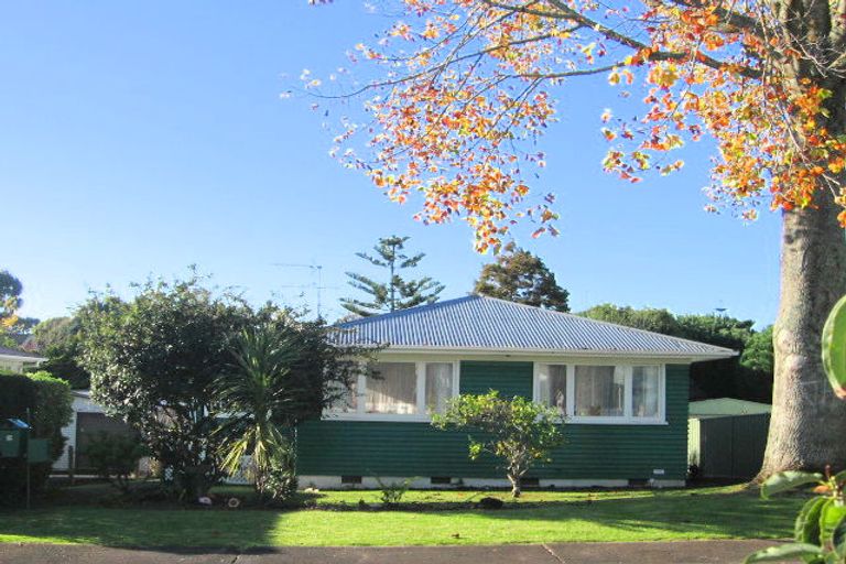 Photo of property in 34 Mclean Avenue, Papatoetoe, Auckland, 2025