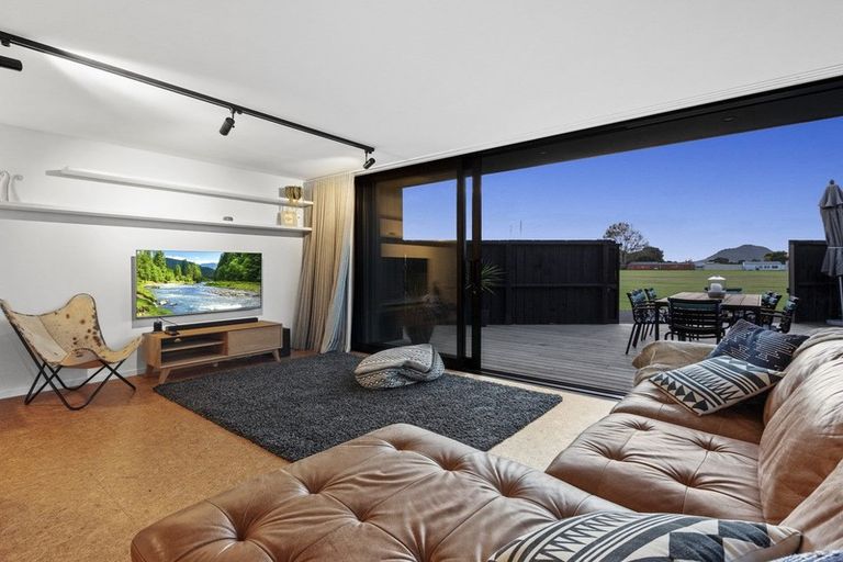 Photo of property in 39b Waitui Grove, Mount Maunganui, 3116